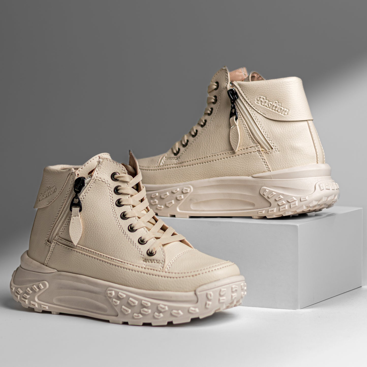 NUEVAS BOTAS OU XING DAMA URBANAS